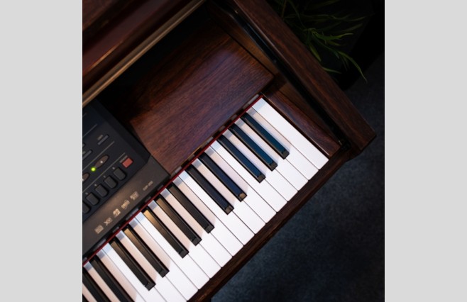 Used Yamaha CVP205 Satin Mahogany Digital Piano Complete Package (SN:601161) - Image 10